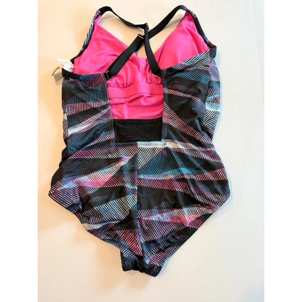 Nike Womens 1X One Piece Swimsuit Geometric Abstract Pink Blue